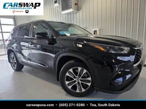 Black 2023 Toyota Highlander XLE for sale in Tea, SD
