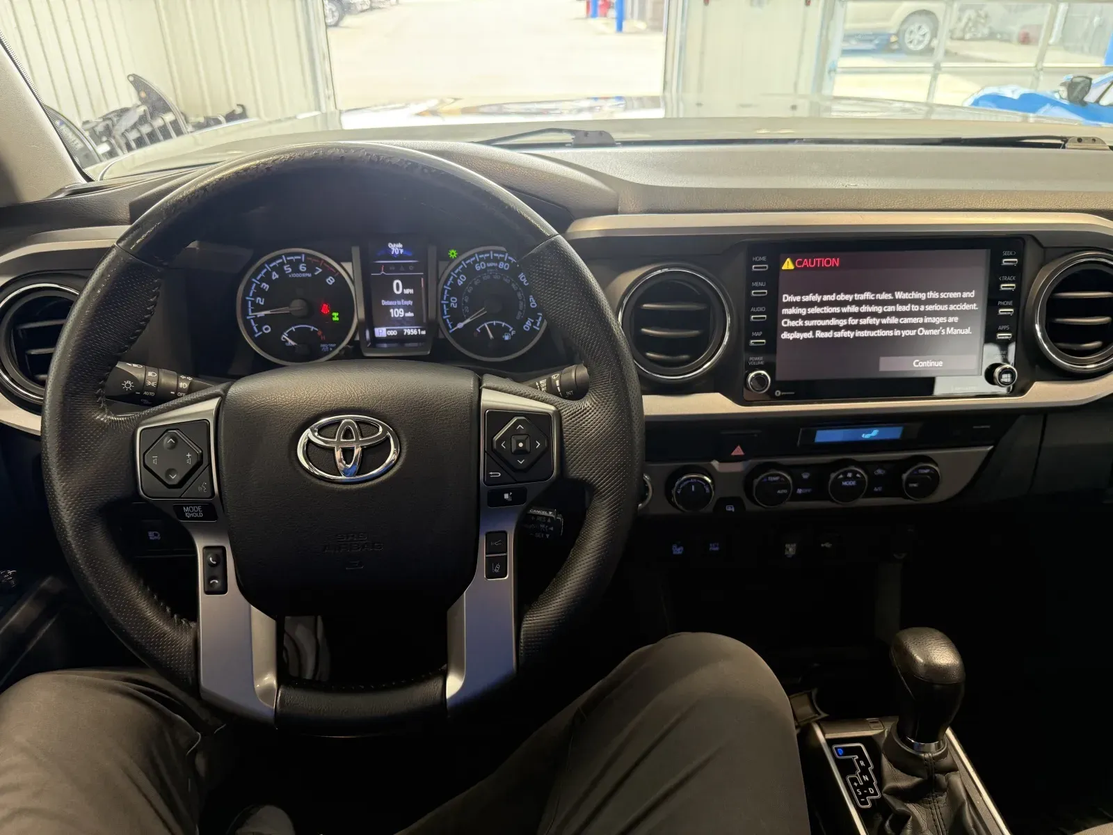 Toyota Tacoma photo 8