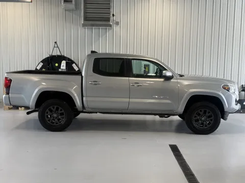 Photos of 2023 Toyota Tacoma SR5 for sale in Tea, SD at CarSwap