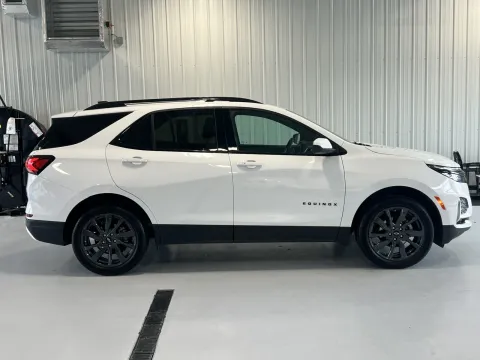 Photos of 2024 Chevrolet Equinox RS for sale in Tea, SD at CarSwap