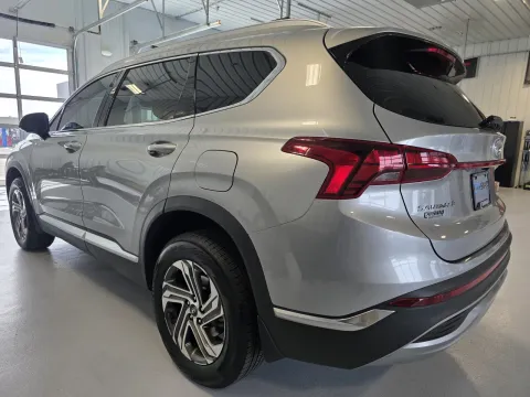 More photos of 2022 Hyundai Santa Fe SEL at CarSwap, SD