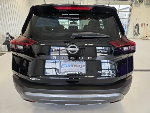 More photos of 2023 Nissan Rogue SL at CarSwap, SD