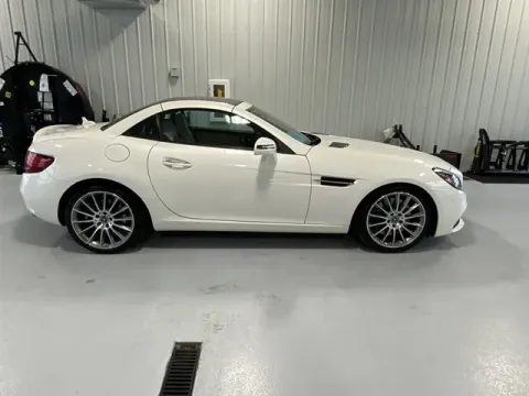 Photos of 2017 Mercedes-Benz SLC 300 for sale in Tea, SD at CarSwap