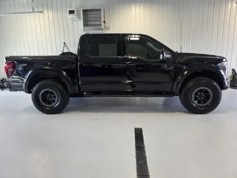Photos of 2025 Ford F-150 Raptor for sale in Tea, SD at CarSwap