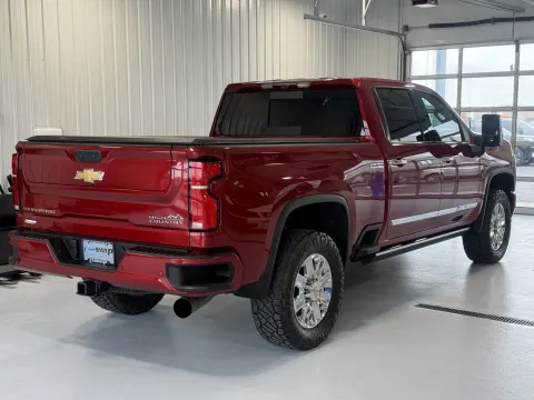 Another view of 2024 Chevrolet Silverado 2500HD High Country for sale in Tea, SD at CarSwap