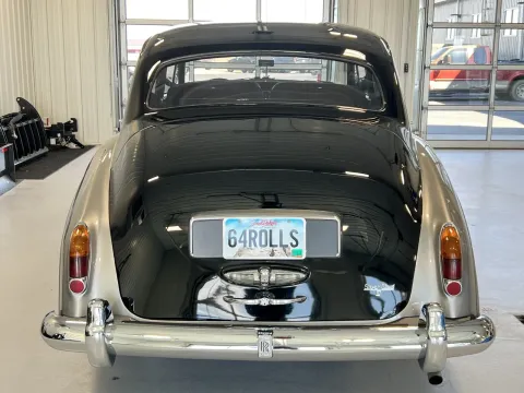 More photos of 1964 Rolls Royce Silver Cloud III at CarSwap, SD