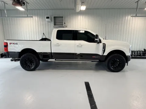 Photos of 2025 Ford F-250SD King Ranch for sale in Tea, SD at CarSwap
