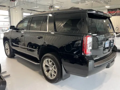 More photos of 2019 GMC Yukon SLT Standard Edition at CarSwap, SD