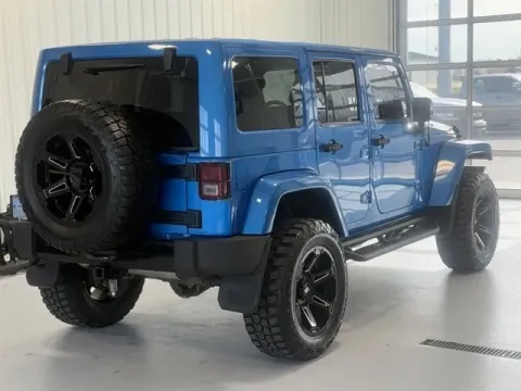 Another view of 2015 Jeep Wrangler Unlimited Sahara for sale in Tea, SD at CarSwap