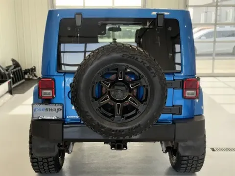 More photos of 2015 Jeep Wrangler Unlimited Sahara at CarSwap, SD