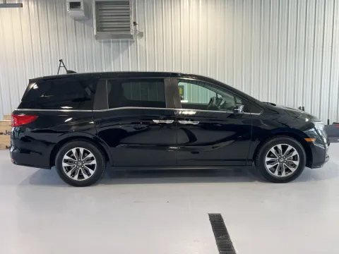 Photos of 2021 Honda Odyssey EX-L for sale in Tea, SD at CarSwap