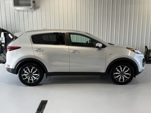 Photos of 2019 Kia Sportage EX for sale in Tea, SD at CarSwap