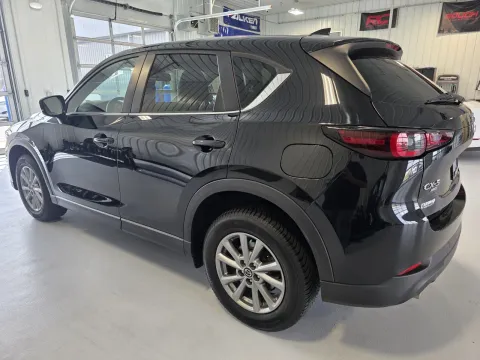 More photos of 2022 Mazda CX-5 2.5 S Preferred Package at CarSwap, SD