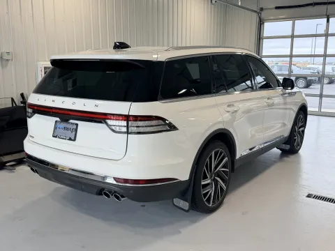 Another view of 2025 Lincoln Aviator Reserve for sale in Tea, SD at CarSwap
