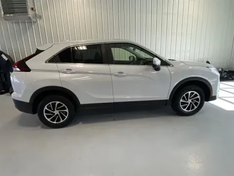 Photos of 2023 Mitsubishi Eclipse Cross ES for sale in Tea, SD at CarSwap