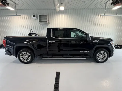 Photos of 2021 GMC Sierra 1500 Denali for sale in Tea, SD at CarSwap