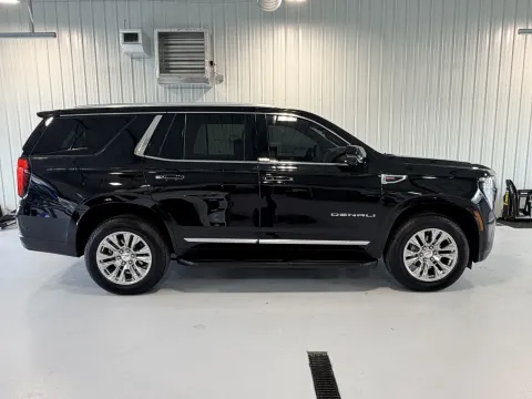 Photos of 2025 GMC Yukon Denali for sale in Tea, SD at CarSwap