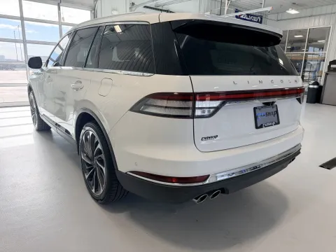 More photos of 2021 Lincoln Aviator Reserve at CarSwap, SD