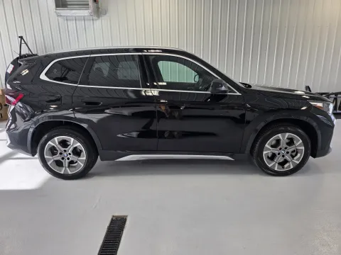 Photos of 2025 BMW X1 xDrive28i for sale in Tea, SD at CarSwap