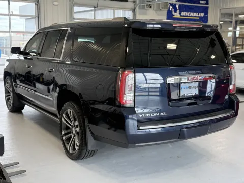 More photos of 2018 GMC Yukon XL Denali at CarSwap, SD