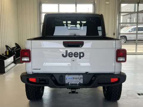 More photos of 2025 Jeep Gladiator Sport S at CarSwap, SD
