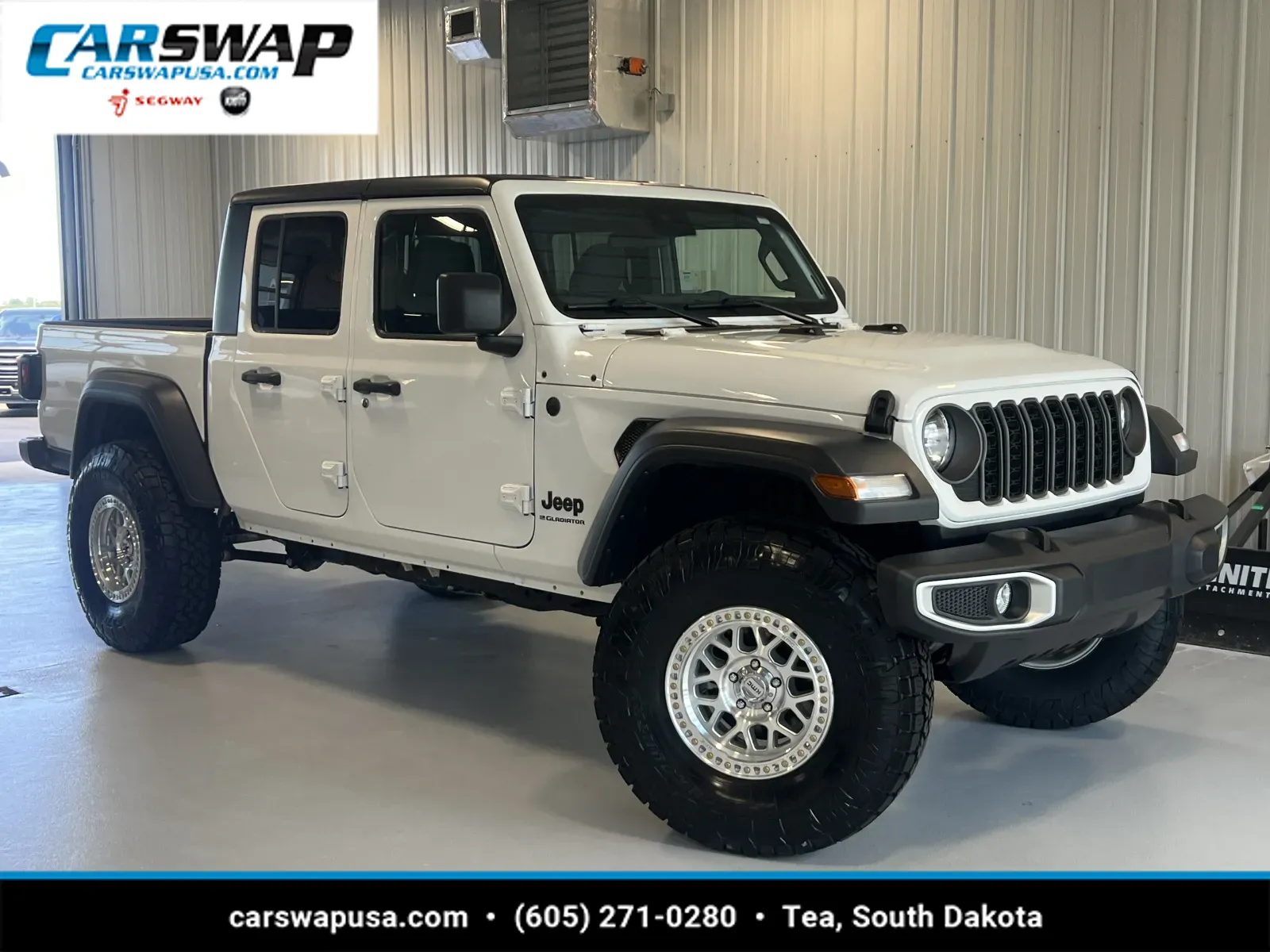 White 2025 Jeep Gladiator Sport S for sale in Tea, SD