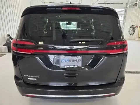 More photos of 2024 Chrysler Pacifica Touring L at CarSwap, SD