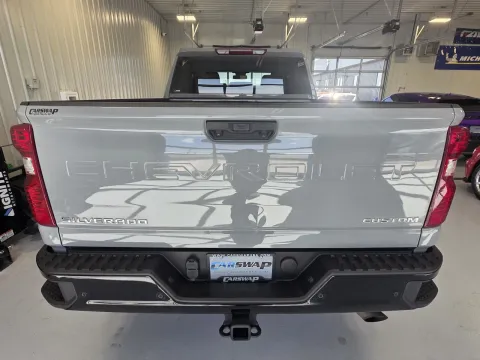 More photos of 2025 Chevrolet Silverado 2500HD Custom at CarSwap, SD