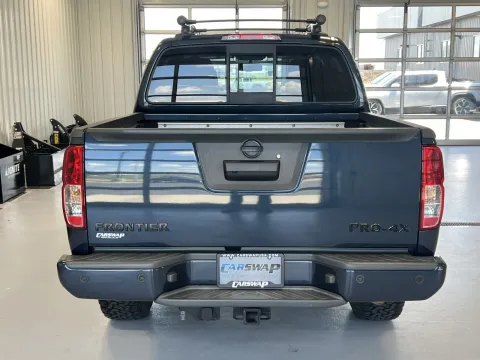 More photos of 2021 Nissan Frontier PRO-4X at CarSwap, SD