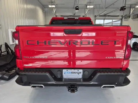 More photos of 2019 Chevrolet Silverado 1500 Custom Trail Boss at CarSwap, SD