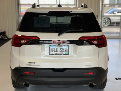 More photos of 2019 GMC Acadia SLT-1 at CarSwap, SD