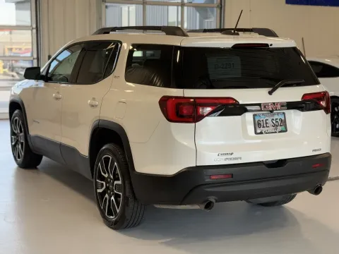 More photos of 2019 GMC Acadia SLT-1 at CarSwap, SD