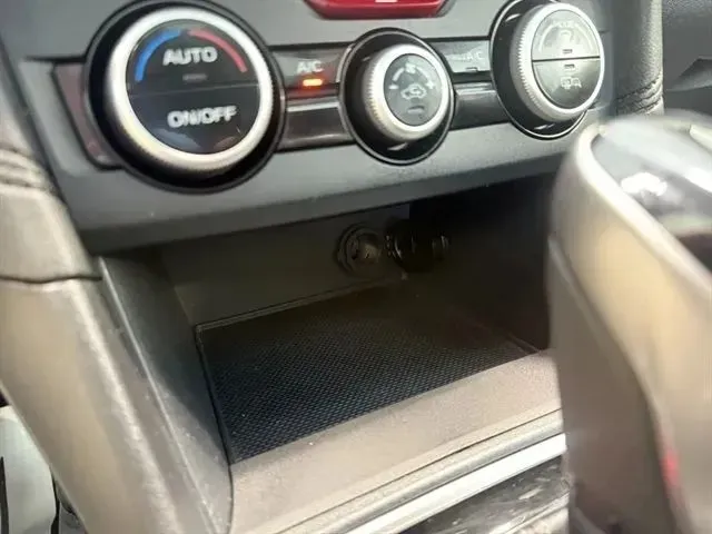 Subaru Crosstrek photo 36