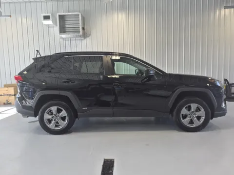 Photos of 2022 Toyota RAV4 Hybrid LE for sale in Tea, SD at CarSwap