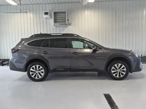 Photos of 2023 Subaru Outback Premium for sale in Tea, SD at CarSwap
