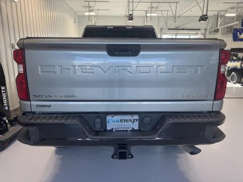 More photos of 2024 Chevrolet Silverado 2500HD Custom at CarSwap, SD