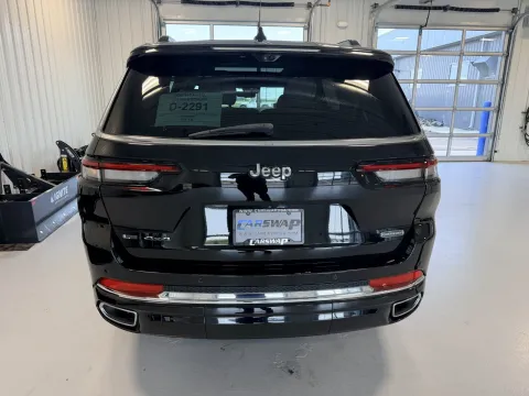 More photos of 2022 Jeep Grand Cherokee L Overland at CarSwap, SD