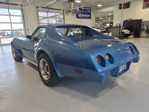More photos of 1975 Chevrolet Corvette at CarSwap, SD