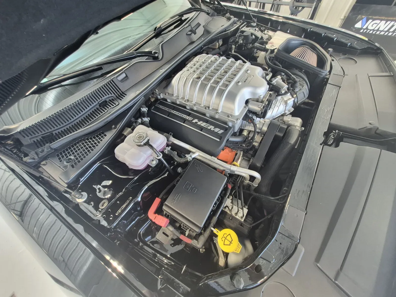 Dodge Challenger photo 38