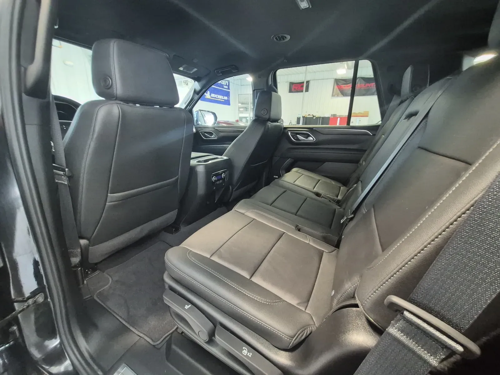 Chevrolet Tahoe photo 29