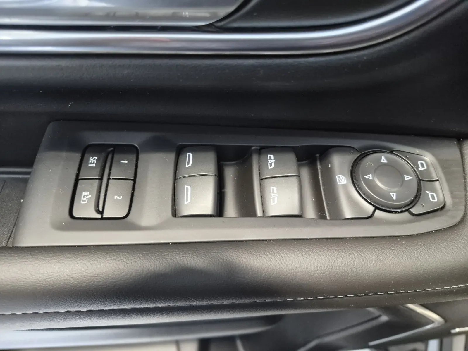 Chevrolet Tahoe photo 45