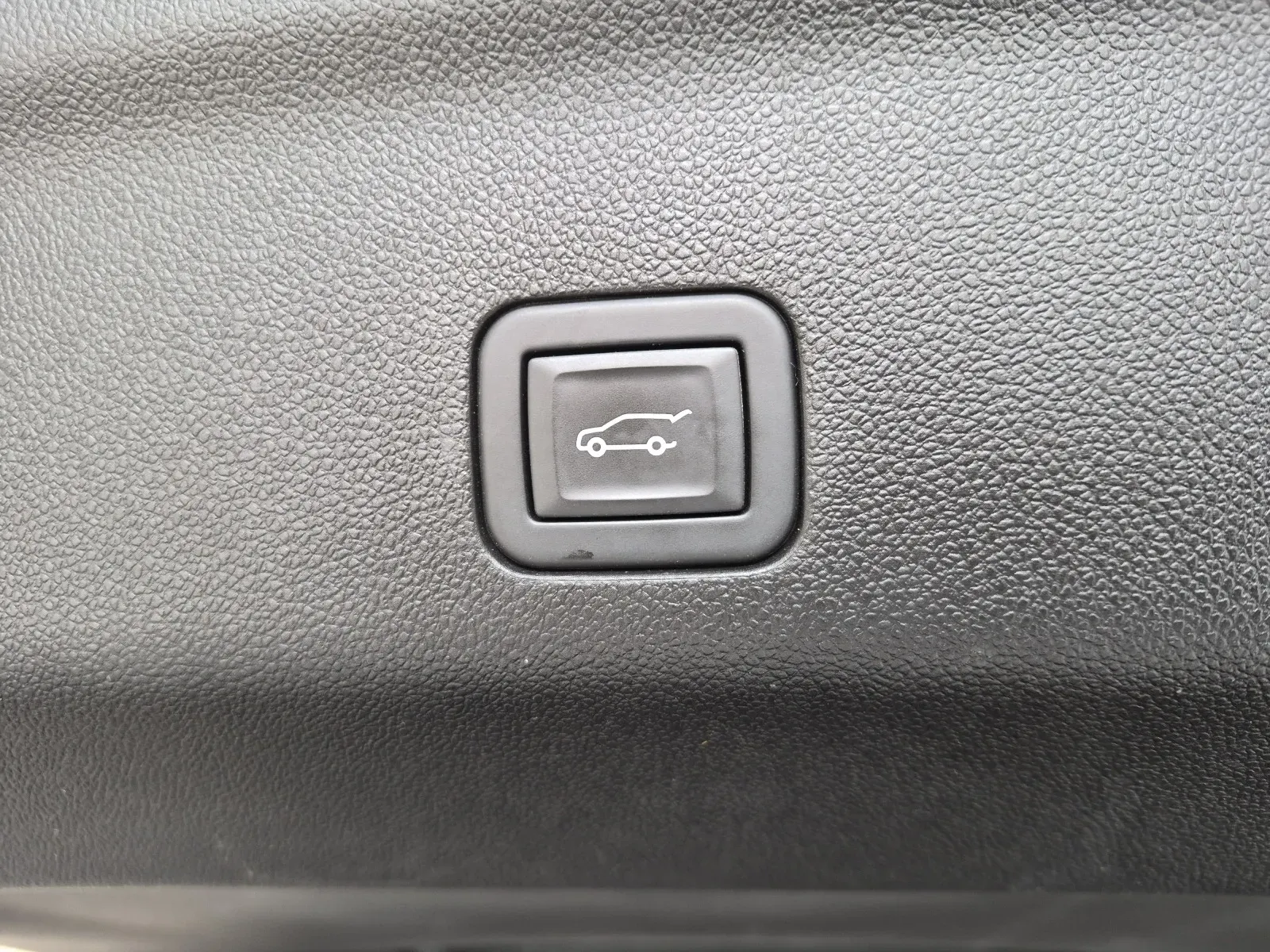 Chevrolet Tahoe photo 35