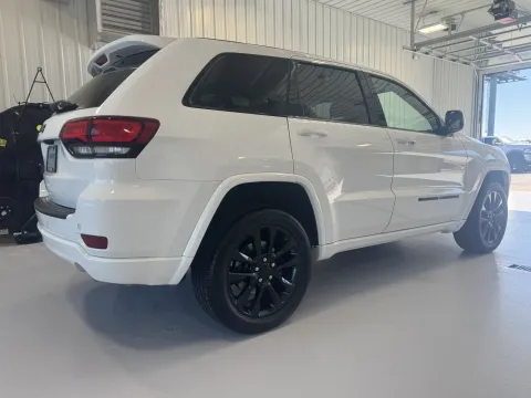 Another view of 2022 Jeep Grand Cherokee WK Laredo X for sale in Tea, SD at CarSwap