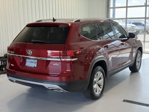 Another view of 2018 Volkswagen Atlas 3.6L V6 SE for sale in Tea, SD at CarSwap