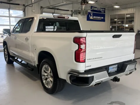 More photos of 2021 Chevrolet Silverado 1500 LTZ at CarSwap, SD