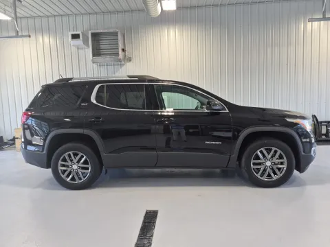 Photos of 2018 GMC Acadia SLT-1 for sale in Tea, SD at CarSwap