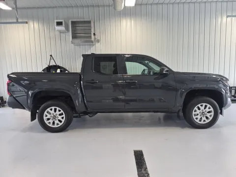 Photos of 2024 Toyota Tacoma SR for sale in Tea, SD at CarSwap