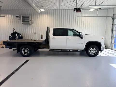 Photos of 2024 Chevrolet Silverado 3500 HD LT for sale in Tea, SD at CarSwap
