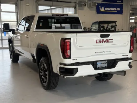 More photos of 2023 GMC Sierra 2500HD AT4 at CarSwap, SD