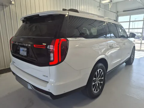 Another view of 2025 Ford Expedition Max Platinum for sale in Tea, SD at CarSwap